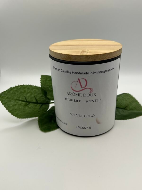 VELVET COCO WICKLESS CANDLE (LUXE)