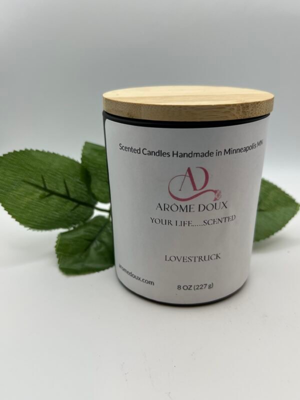 LOVESTRUCK WICKLESS CANDLE (LUXE)